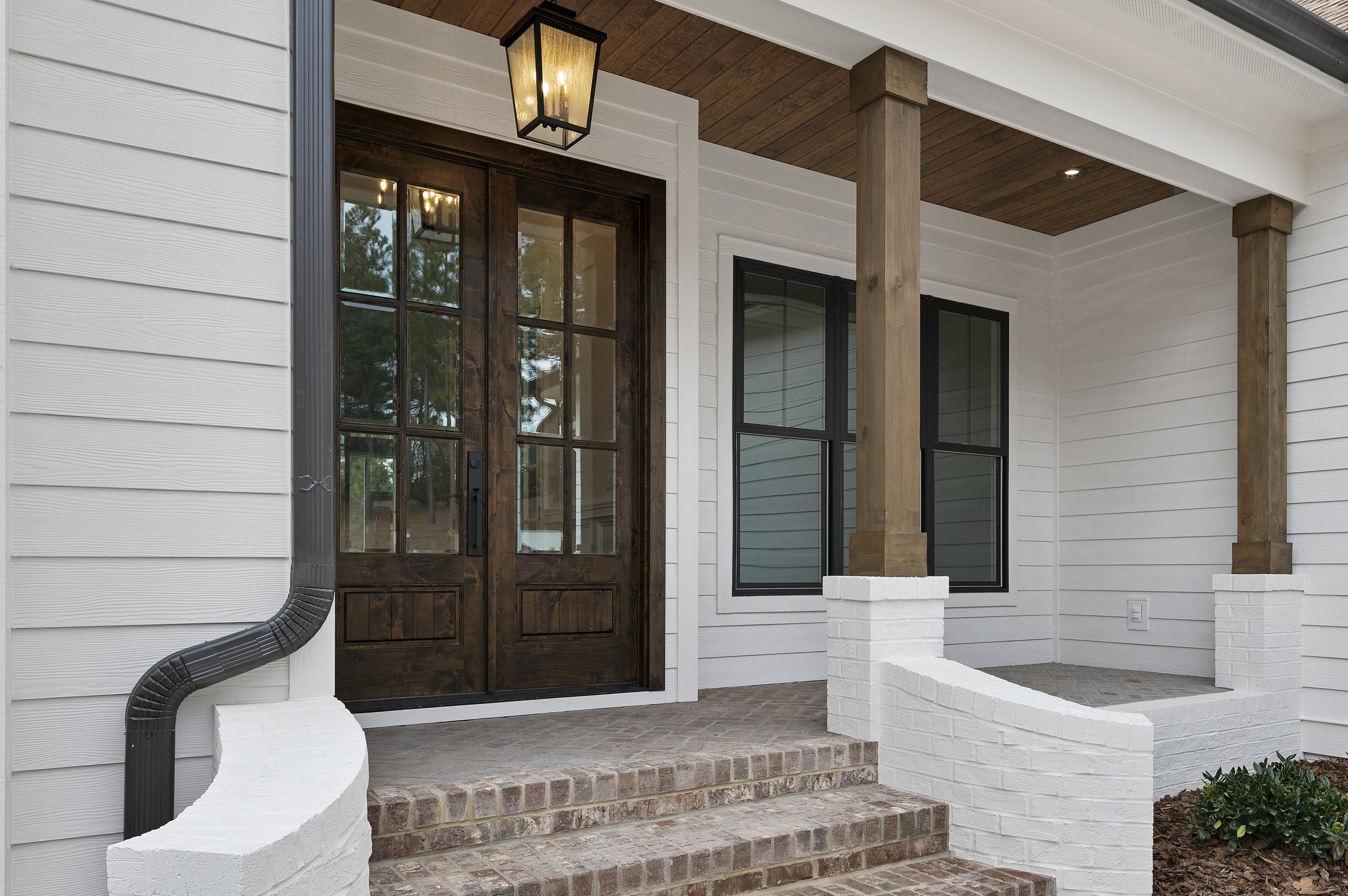 Lakeside custom home on Lake Auman in Seven Lakes NC — front entry